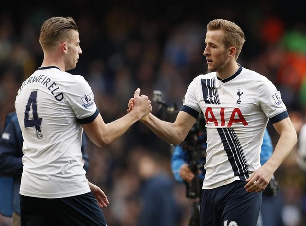 蓝军秘史：斯坦福桥点球点下方安葬着蓝军传奇奥斯古德的骨灰（蓝军隐秘往事：斯坦福桥点球点下埋着传奇名宿奥斯古德的骨灰）