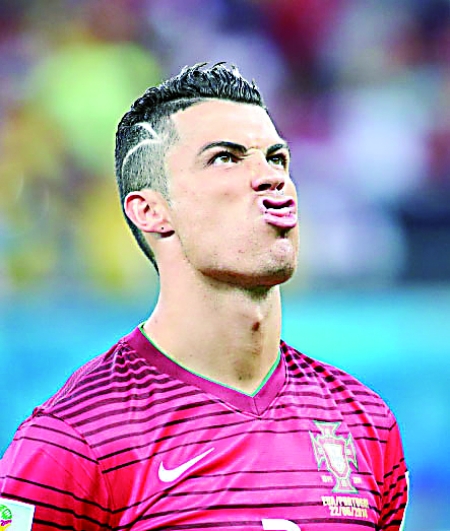 阿莫林曝曼联逆转内幕！爱将芒特有突破，除了进球还有一举获赞誉