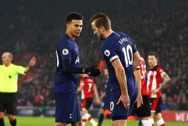 三天两赛！布伦特福德主帅：赛程压力巨大，但球员们踢得很有勇气（连轴转三天两战，布伦特福德主帅：压力山大，队员敢打敢拼）