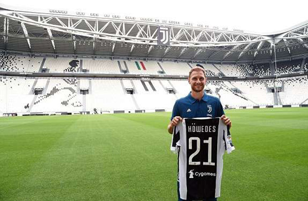 阿莫林：曼联能应对姆伯莫等三星踢非洲杯，谢什科有潜力可挖（阿莫林称曼联无惧姆伯莫等三将征战非洲杯，谢什科潜力有待挖掘）