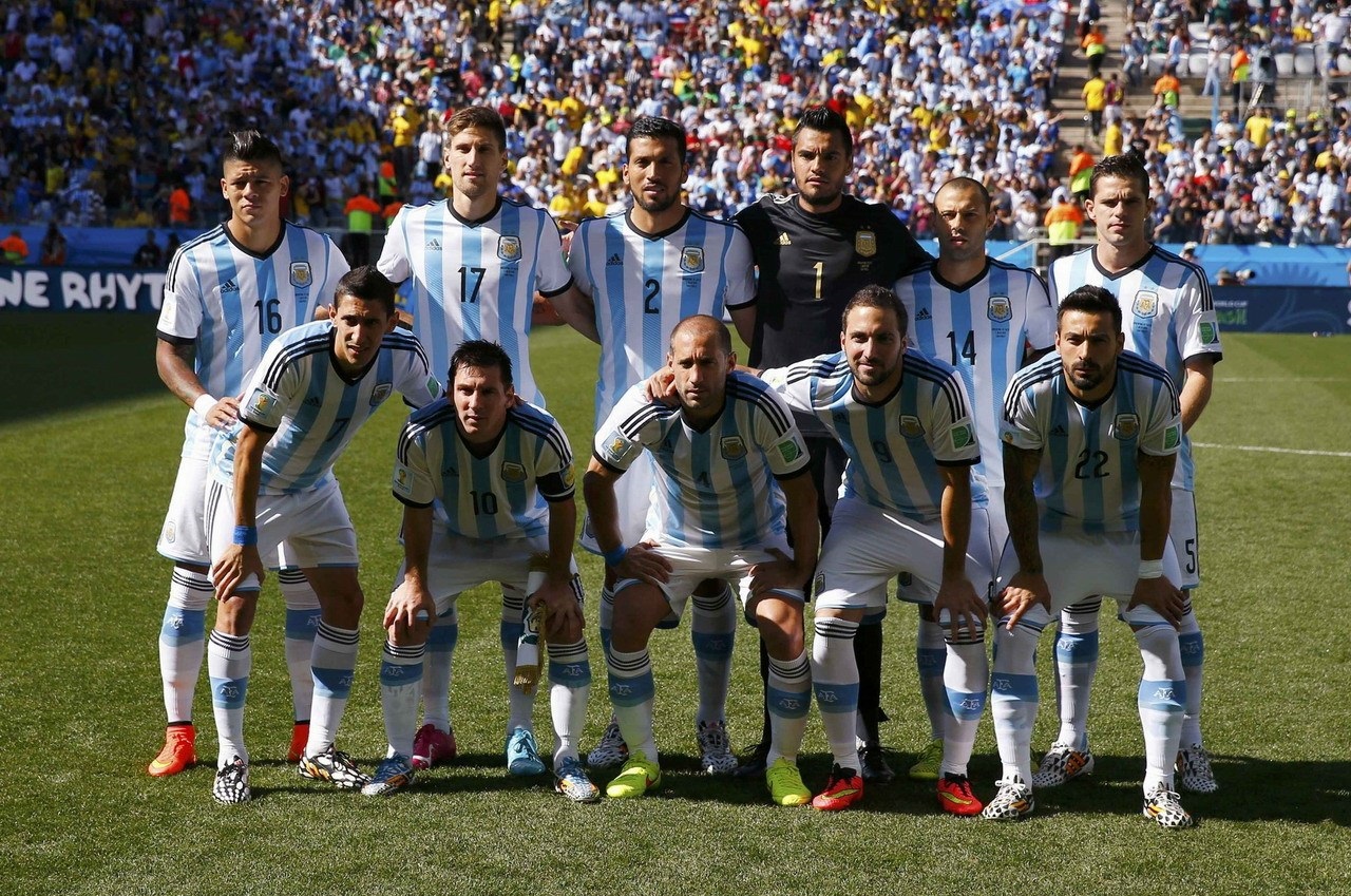 葡媒：C罗向欧国联冠军队友赠送定制手表，若塔的送给了其家人