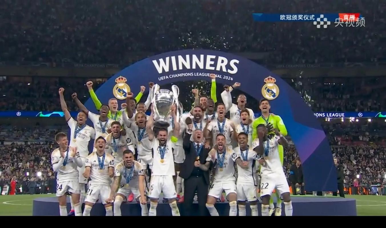 亚冠5轮1分！海港主帅赛后表演语言艺术：球迷打脸，蓉城再补一刀（亚冠5轮仅1分！海港主帅赛后花式回应遭球迷回怼，蓉城再补刀）