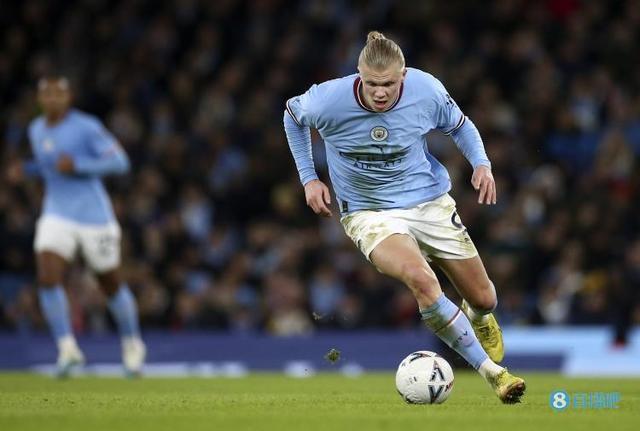 罗马诺：阿莫林坚持留下齐尔克泽；梅努向往租借加盟那不勒斯