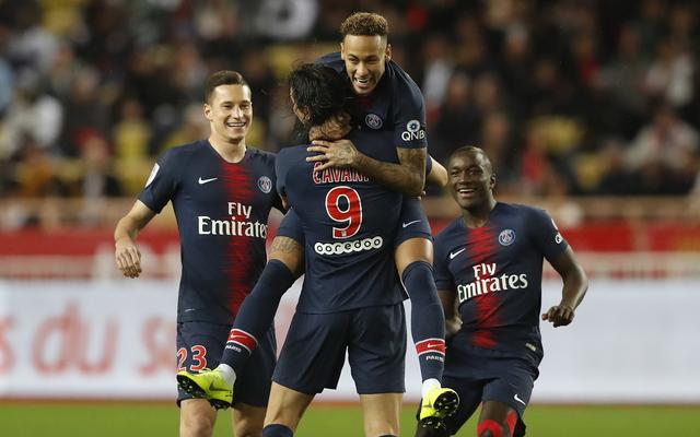 上海男篮23分大胜！淘汰香港金牛，张镇麟6分6篮板，弗格19分