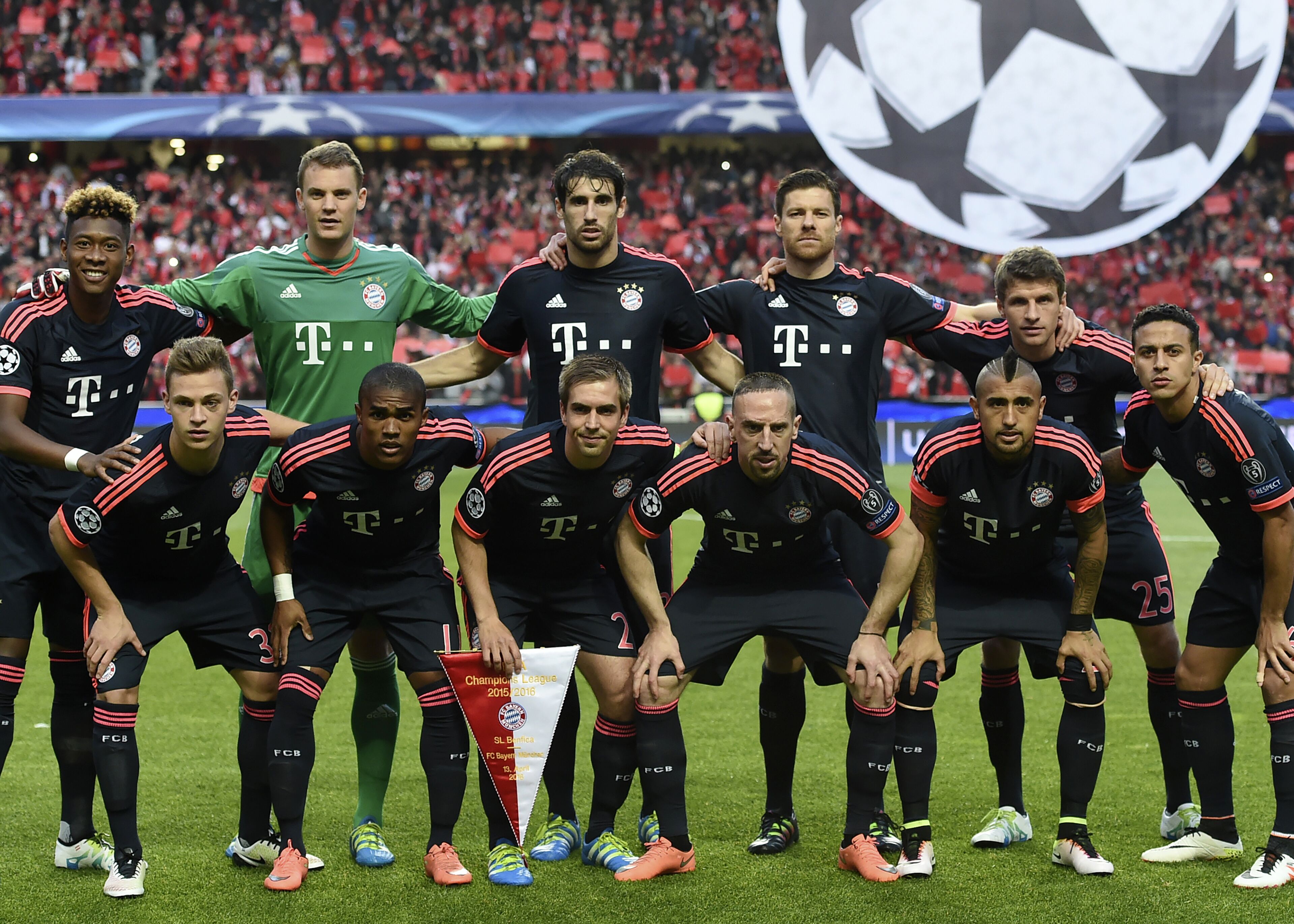 拜仁已连续19场联赛进球2+，有望追平自己保持的德甲纪录（拜仁联赛已连19场至少进两球，有望追平自身保持的德甲纪录）